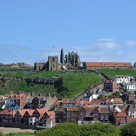 Tidal View Villa Whitby Dış mekan fotoğraf